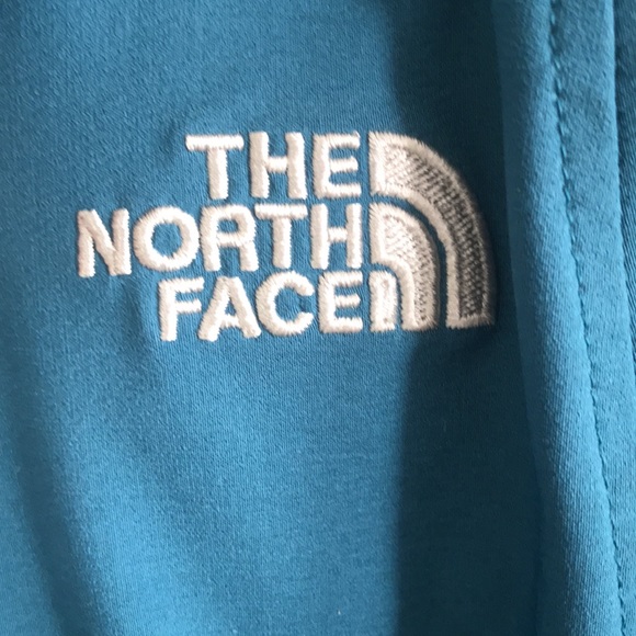 The north face teal jacket, size large super soft inside - Picture 2 of 4